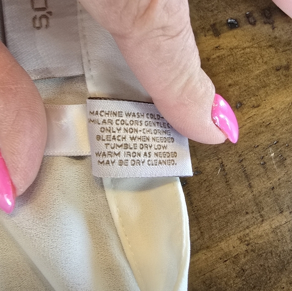 Chico's Ivory Roll Tab Long Sleeve Semi Sheer Tunic Blouse XL - Picture 8 of 8